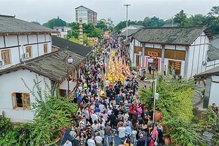 英媒：若都获欧冠资格，欧足联可能会强迫曼城出售所持赫罗纳股份